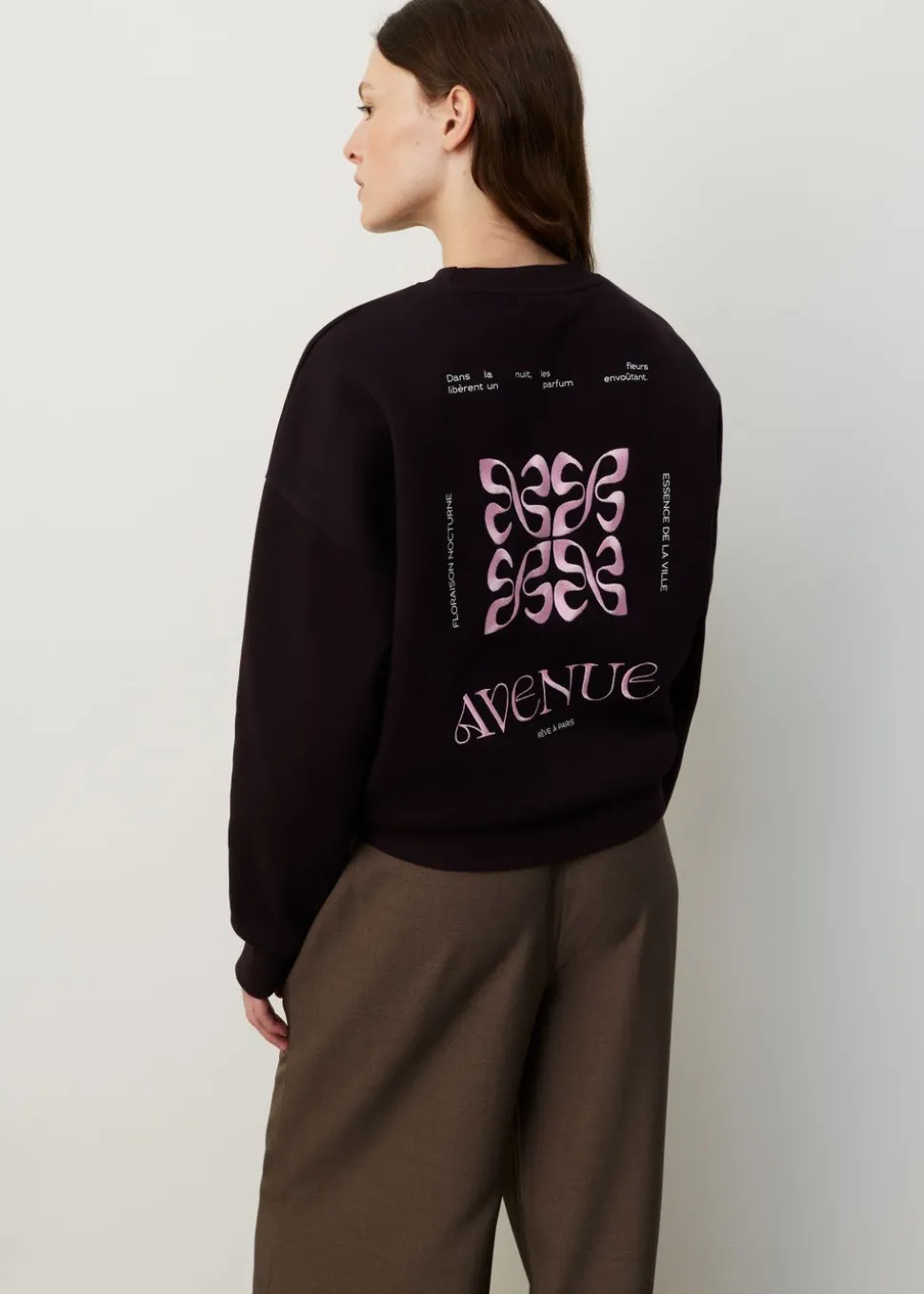 Avenue sweater
