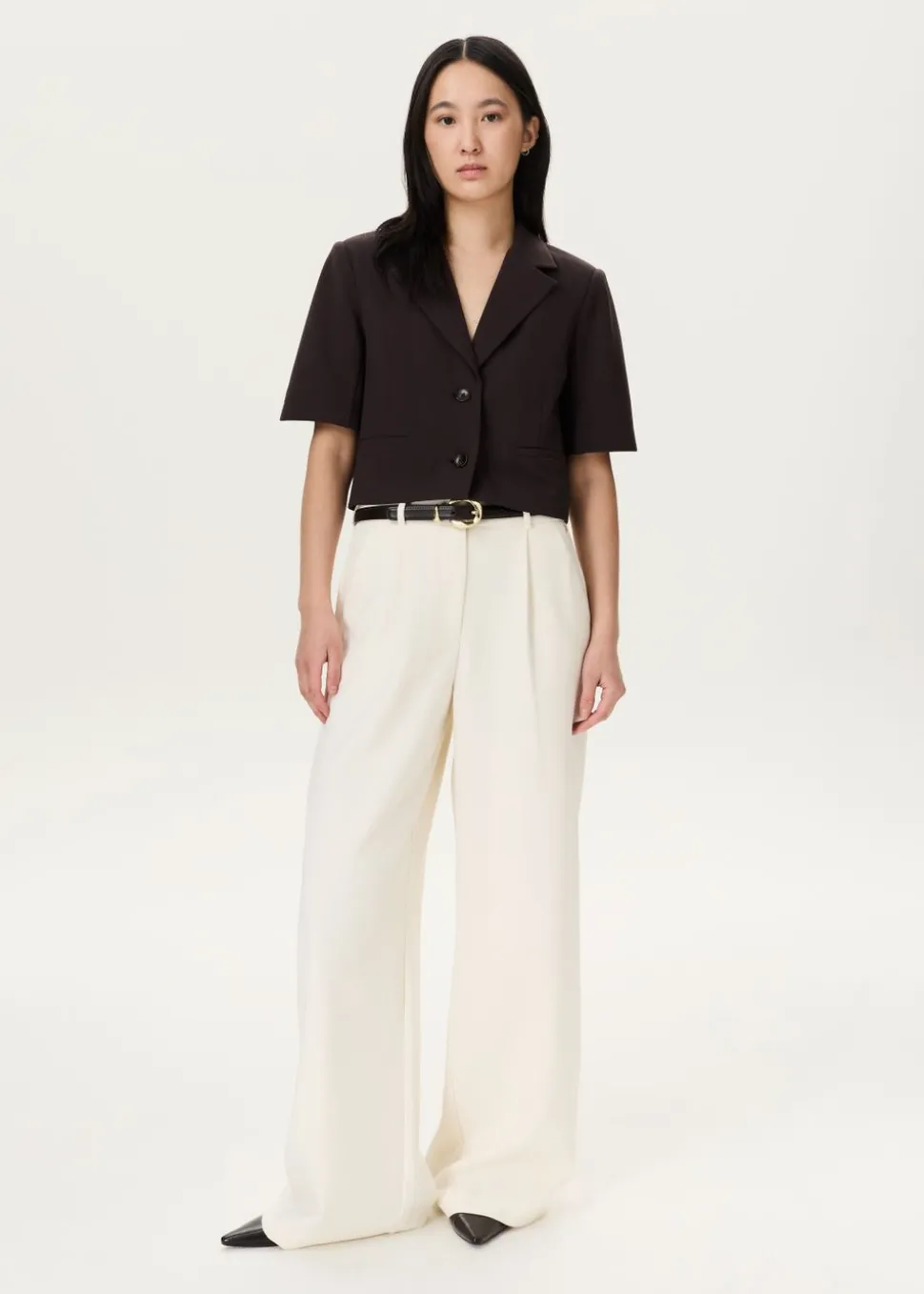 Cropped blazer