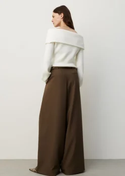 Gebreide off-shoulder trui