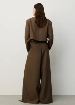 Gecropte blazer met hoge hals