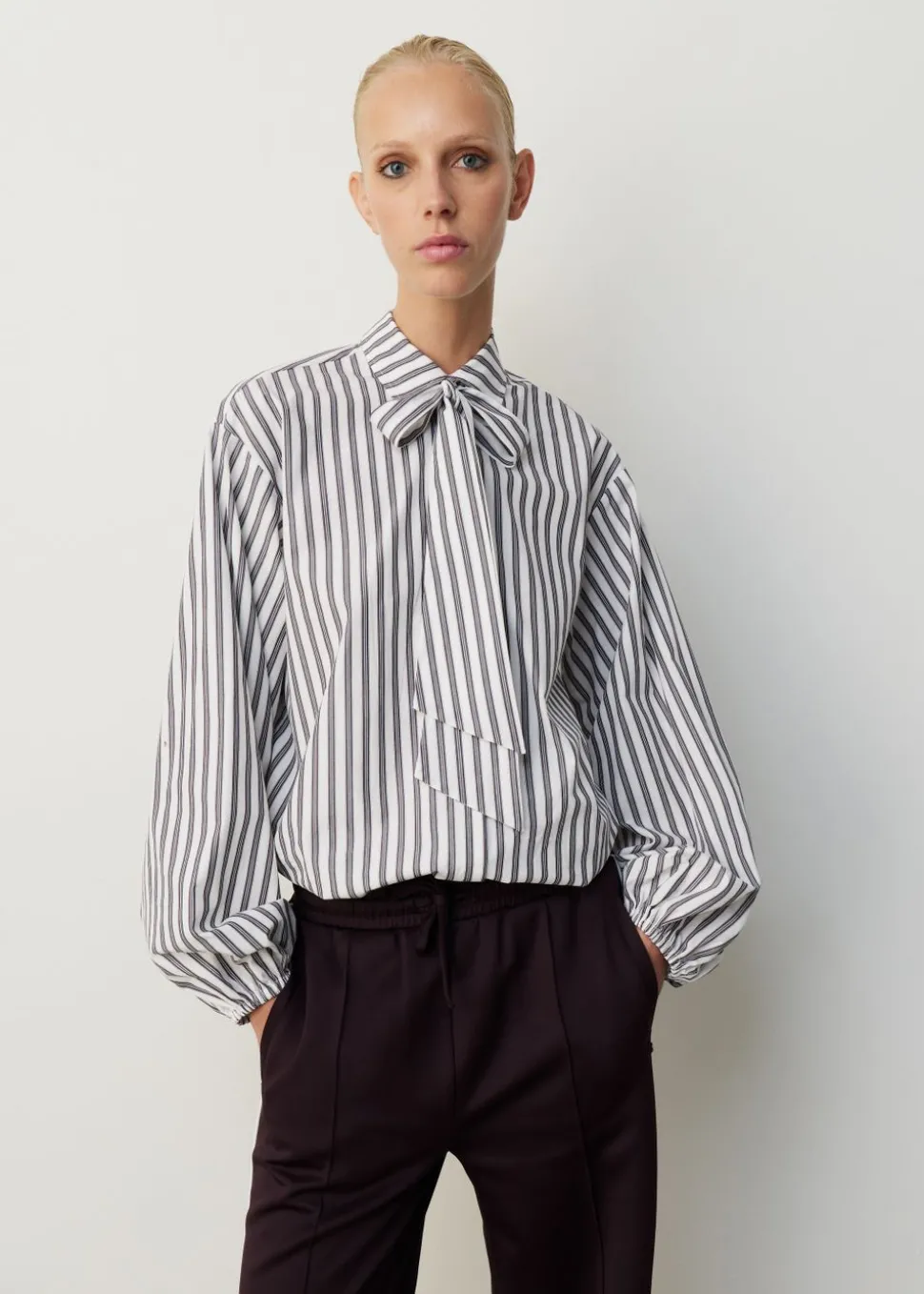 Gestreepte blouse met strik