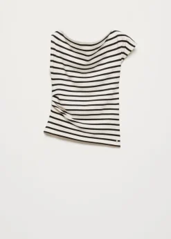Gestreepte off-shoulder t-shirt