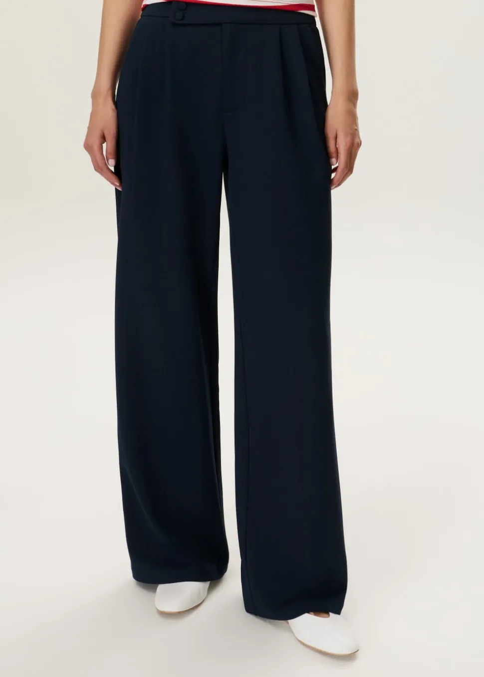 Pantalon met knopen