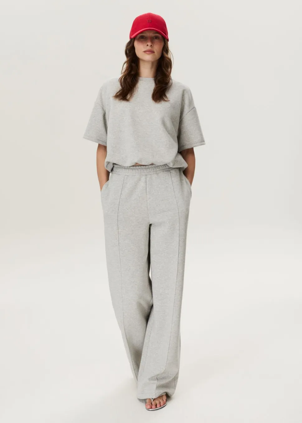 Pintuck sweat pants