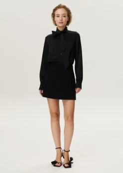 Satijnen blouse met sjaalkraag