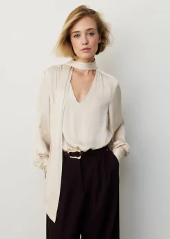Satijnen Strikblouse